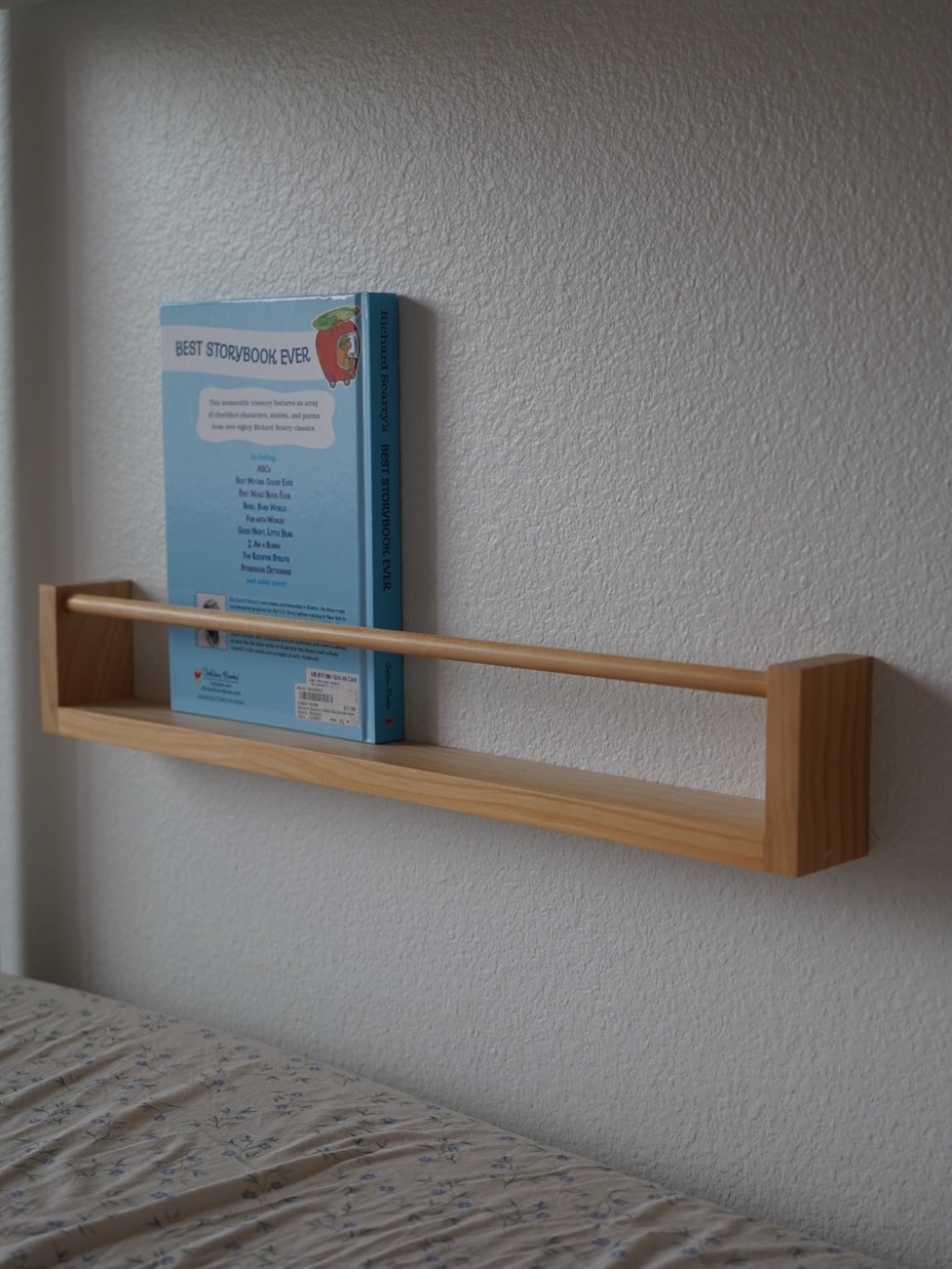 Nursery/Children Wooden Wall Bookshelf